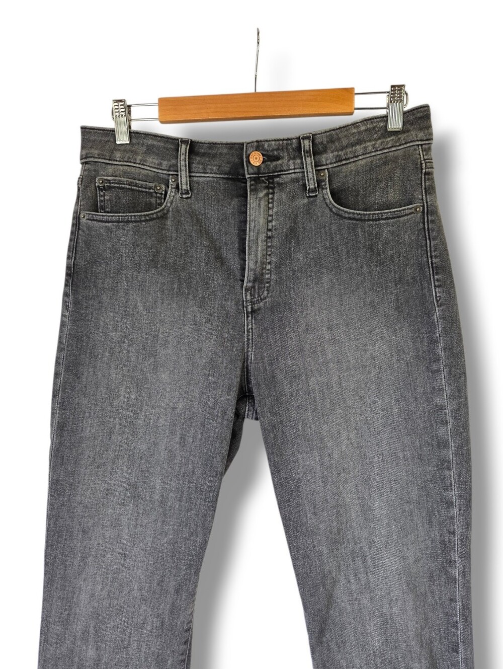 Gap Faded Black Classic Straight High Rise Denim Jeans Size 31/ 12S - Picture 5 of 8